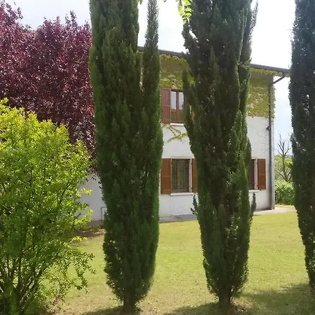 Glicine Ferienhaus Pozzolengo